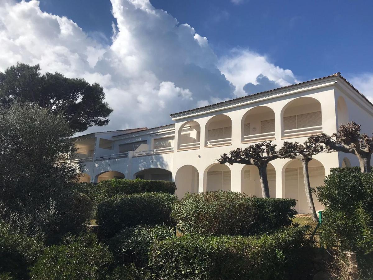 Coves Noves Nice Apartment Of 75 M2 10 Minutes Walk From The Beach Of Arenal D'En Castell Es Mercadal Exterior foto